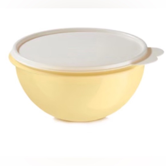 Vintage Tupperware  Wonderlier Bowl 1.3 Liter - Picture 3 of 5